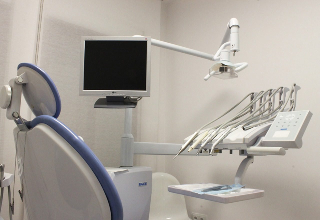 693447 - Medina Dental Clinic - Barcelona Noticias 24h