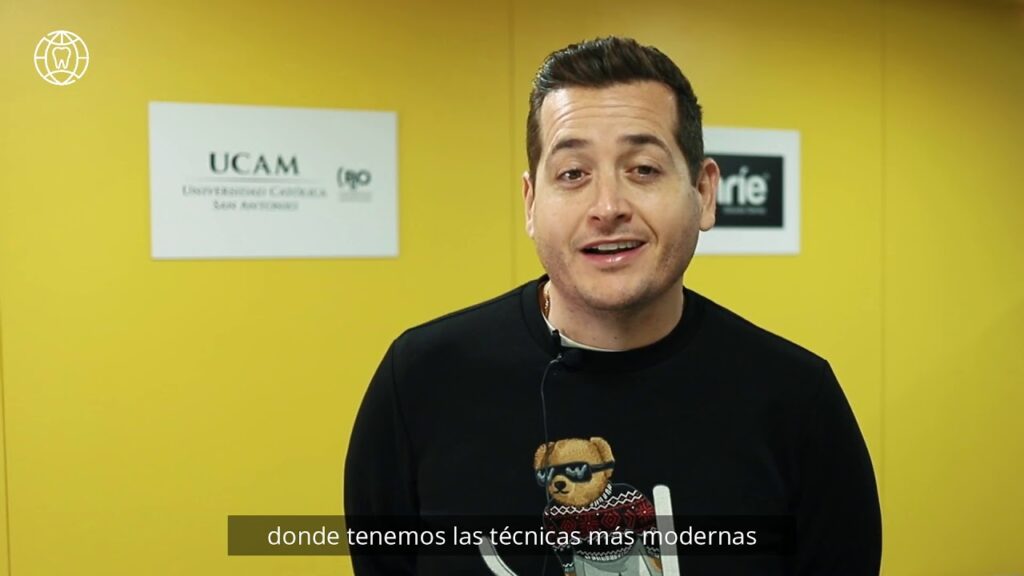 universidades en barcelona para estudiar odontologia